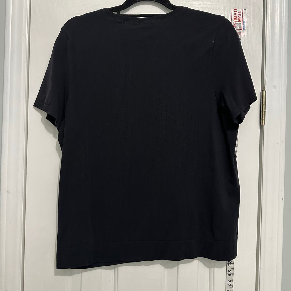 Fabletics Performance Seamless Workout Tee Xl Bla… - image 7